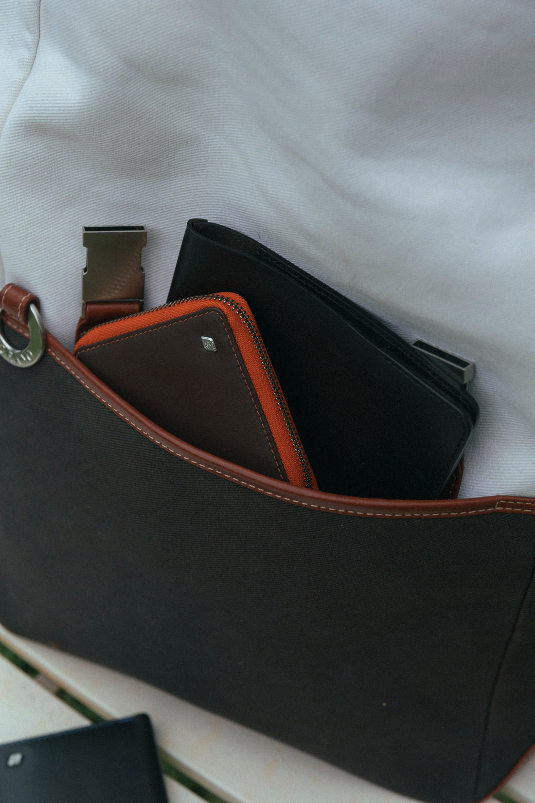 Augusta zipper wallet brown-orange